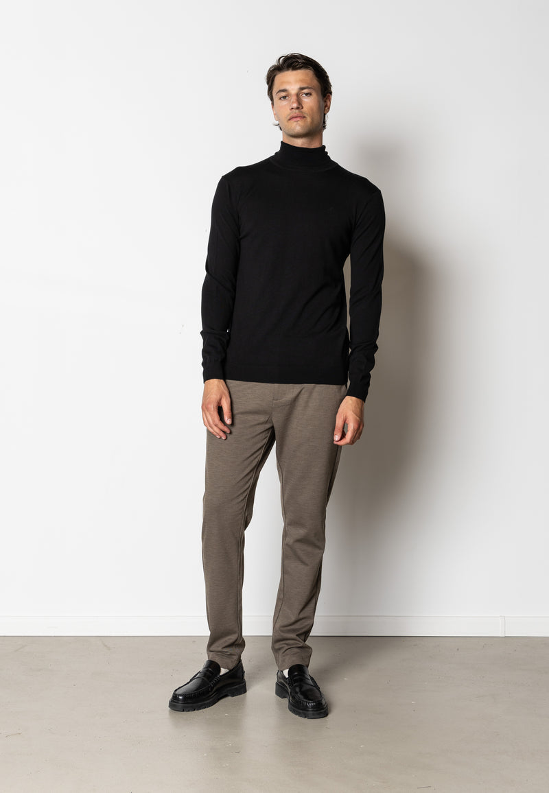 Clean Cut Copenhagen Alfredo merino wool roll neck Knit Black