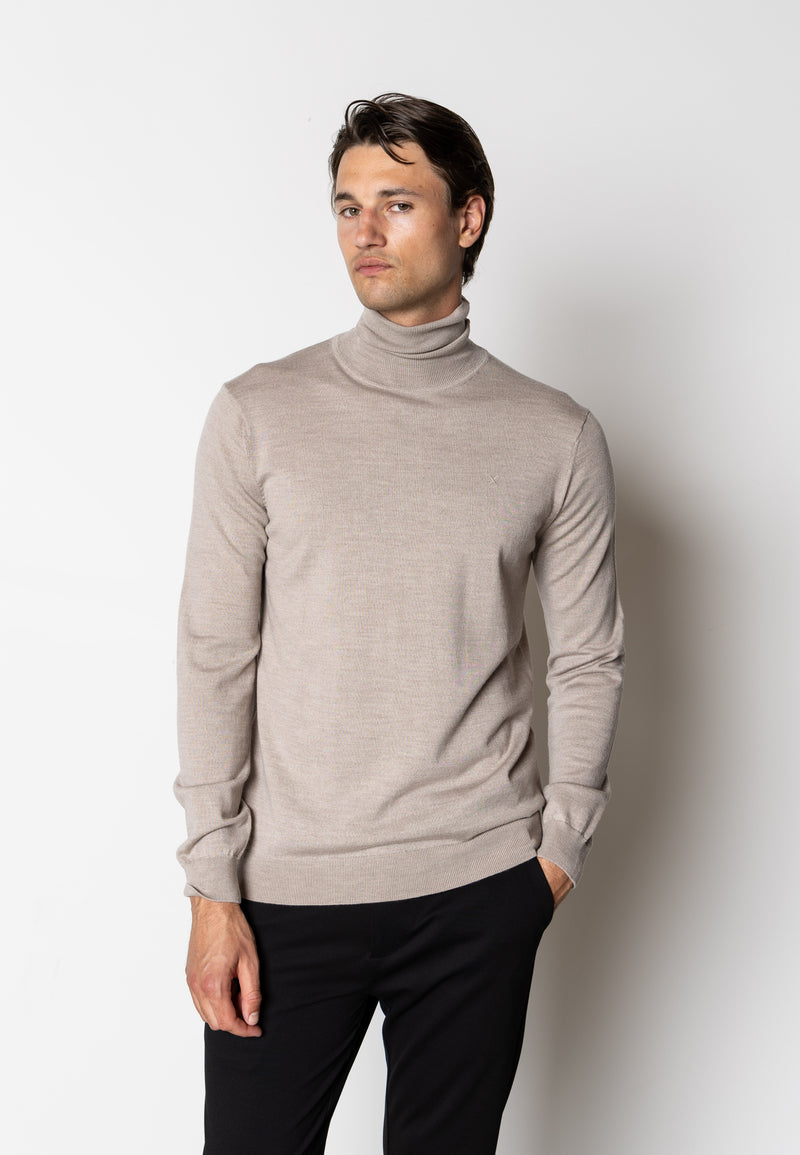 Clean Cut Copenhagen Alfredo merino wool roll neck Knit Ecru