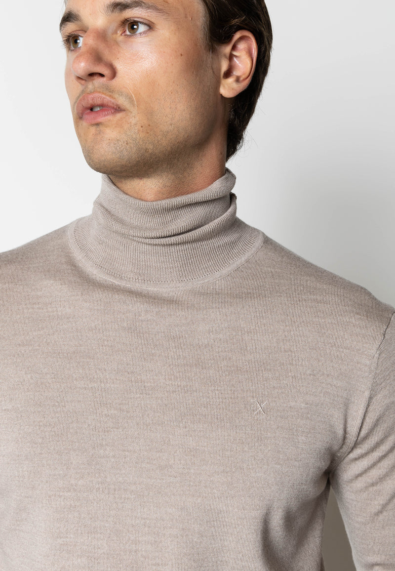 Clean Cut Copenhagen Alfredo merino wool roll neck Knit Ecru