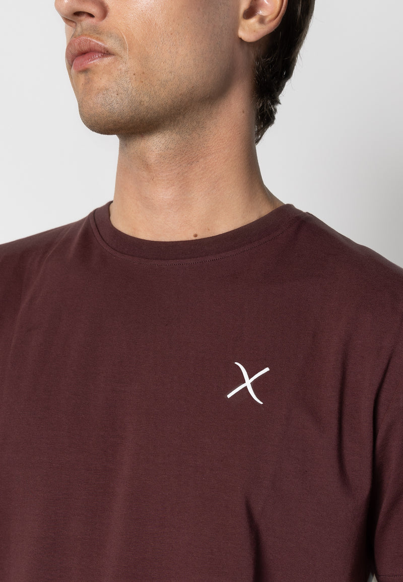 Clean Cut Copenhagen Cross organic logo t-shirt T-shirts S/S Dark Plum