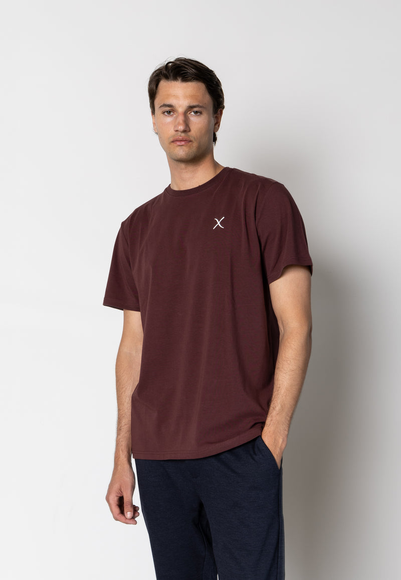 Clean Cut Copenhagen Cross organic logo t-shirt T-shirts S/S Dark Plum