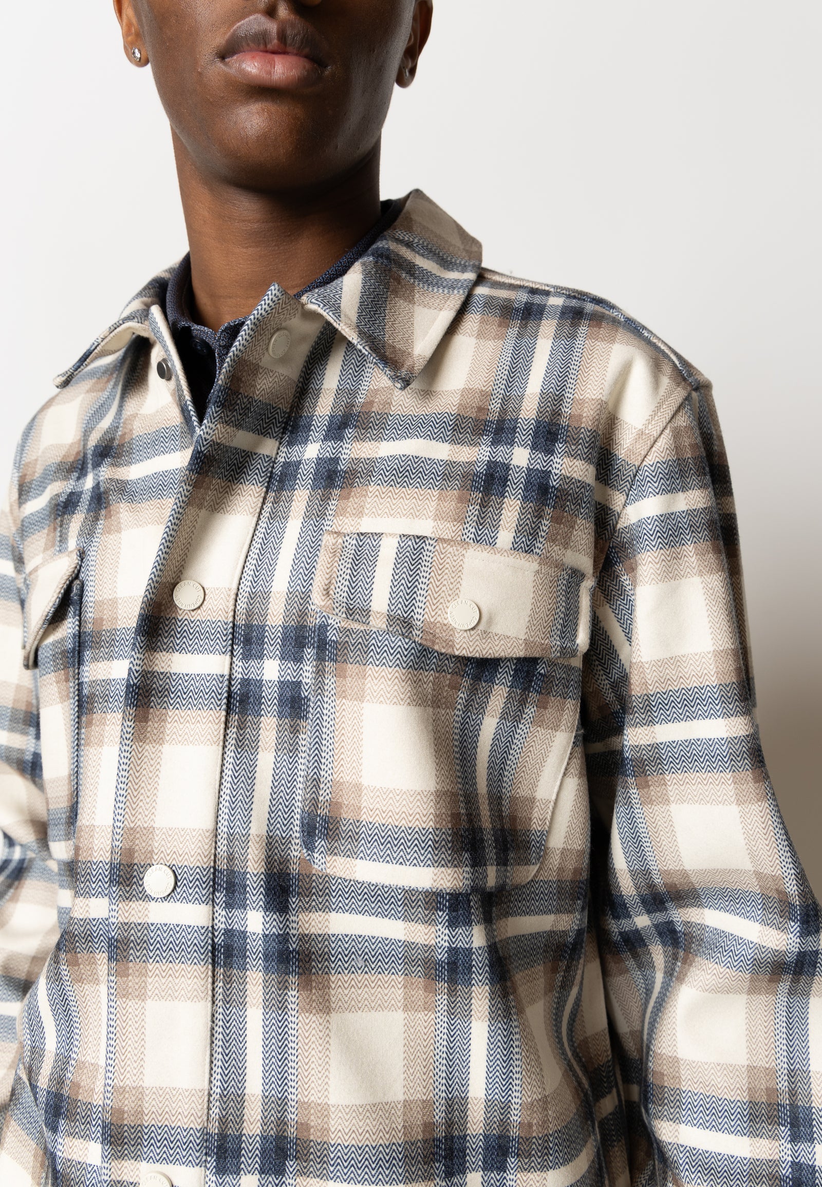 Dean checked overshirt - Ecru/Navy – eu.cleancutcopenhagen.com