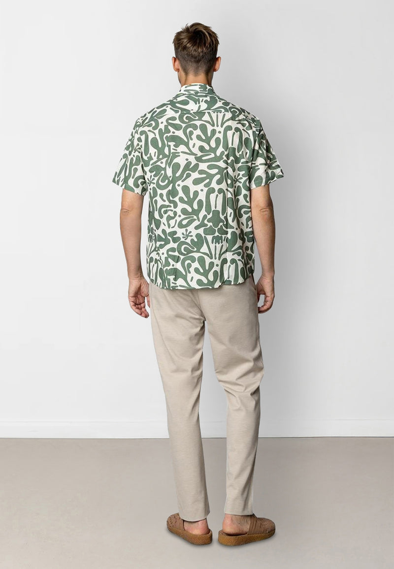 Clean Cut Copenhagen Harry S/S shirt Shirts S/S Ecru/Dark green