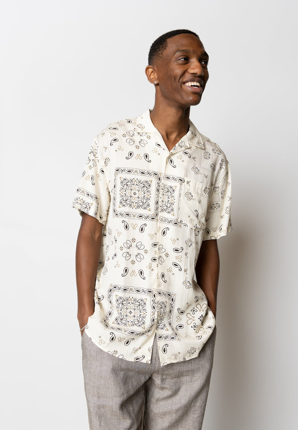 Clean Cut Copenhagen Leo shirt Shirts S/S Ecru