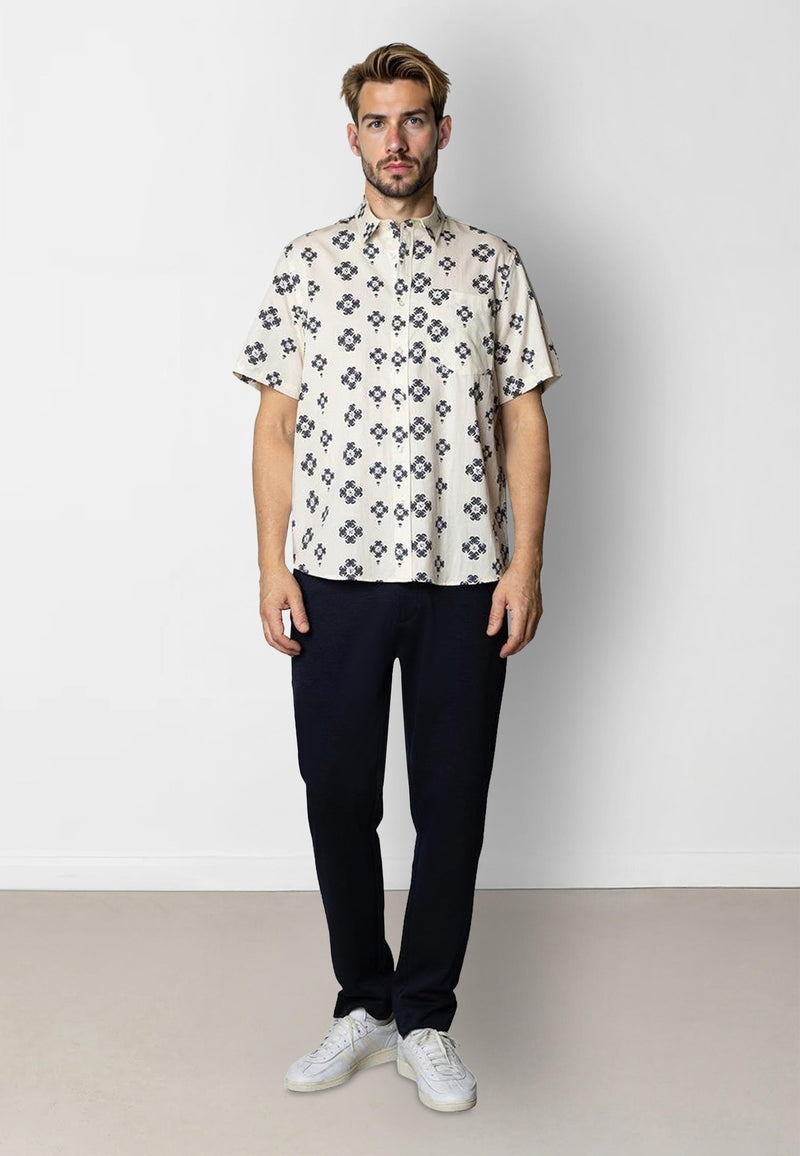 Clean Cut Copenhagen Tommy lyocell shirt Shirts S/S Ecru/Navy